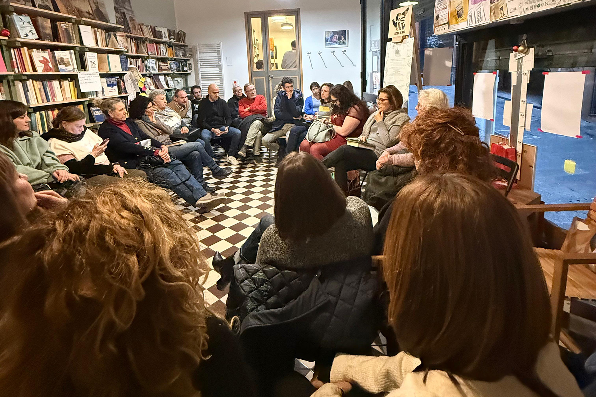 Bla Bla Book – Biblioteca di quartiere / Prione Social Street